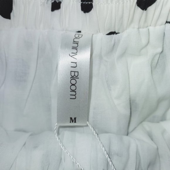 Bunny n Bloom White Black Polka Dot Full Skirl Culottes Size M NWT - Picture 6 of 6